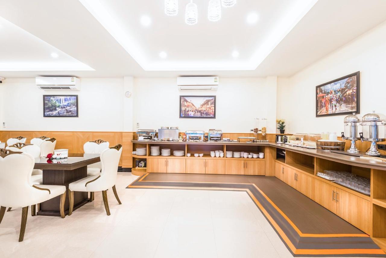 Au Place Hotel Loei Exteriér fotografie